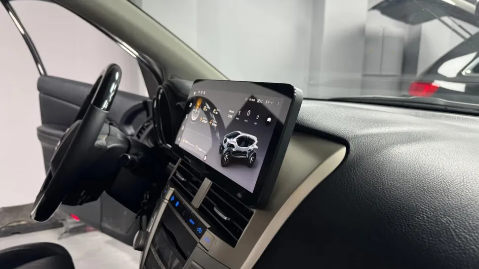 Штатная магнитола Teyes LUX ONE 4/32 Toyota Harrier XU30 (2003-2013) Тип-A